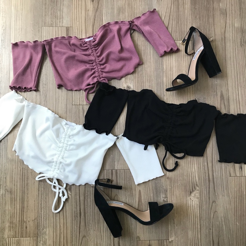 Jamie Drawstring Off-the-shoulder Crop (Black) - Picture 4 of 4